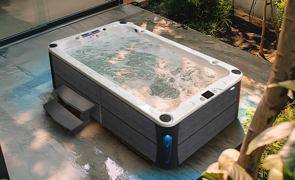Deck Series Somerville hot tubs for sale